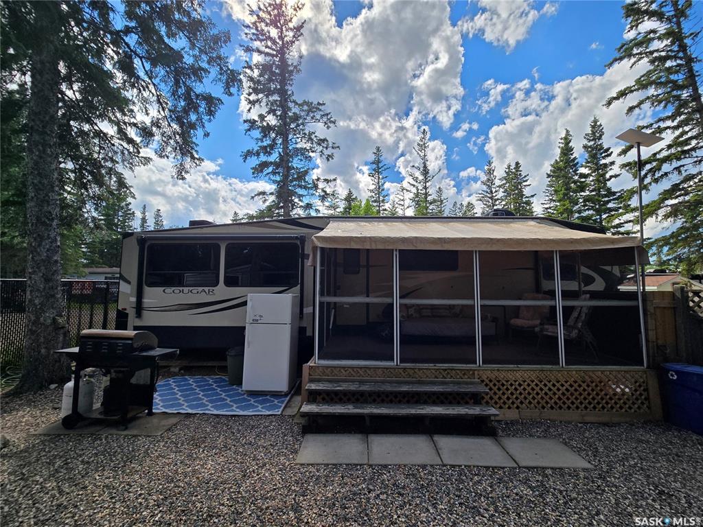 Land in Candle Lake 4