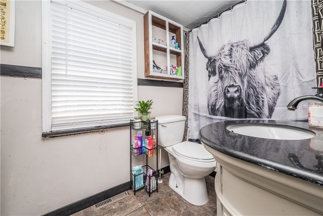 337 Whitestown Rd, House other with 3 bedrooms, 1 bathrooms and 6 parking in Butler PA | Image 33