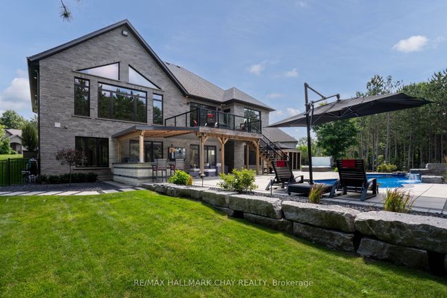 105 Mennill Dr, House other with 4 bedrooms, 4 bathrooms and 9 parking in Minesing ON | Image 36