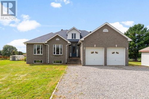 37 Rapid Rd, Westmeath, ON, K0J2L0 | Card Image