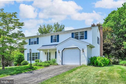 2531 Valley Dr, LANCASTER, PA, 17603-5964 | Card Image