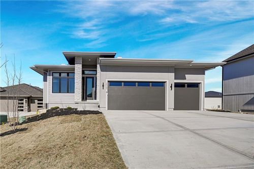 22164 W 94th Ter, Lenexa, KS, 66220-4100 | Card Image