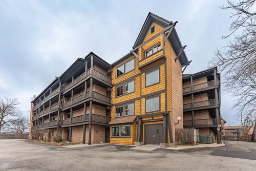 s407a-450 N Main St, Wauconda, IL, 60084-3024 | Card Image