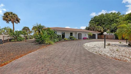 589 Commonwealth Lane, SARASOTA, FL, 34242 | Card Image