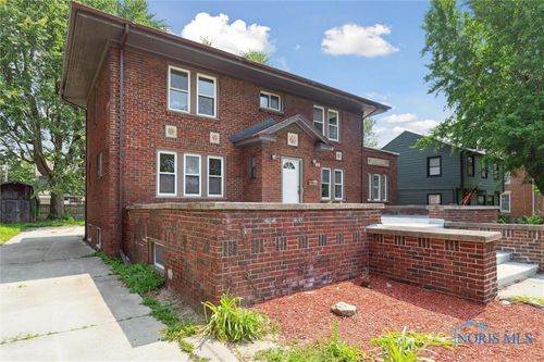 612 W Main St, Woodville, OH, 43469-1016 | Card Image