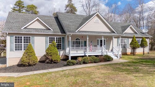 2203 Campbell Rd, KESWICK, VA, 22947-2142 | Card Image