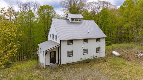 235 Colfax Rd, Cambridge, NY, 12816-1943 | Card Image