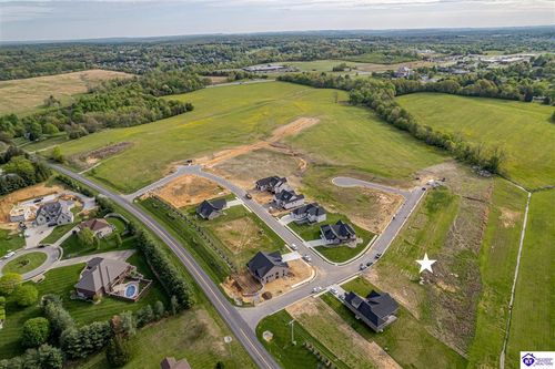 205 Fall Creek Ln, Elizabethtown, KY, 42701-5529 | Card Image