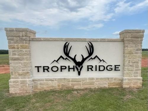 1607 E Timothy Grey Trail, Perkins, OK, 74059-0000 | Card Image