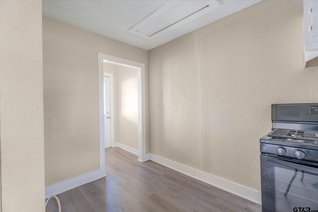821 &amp; 827 Shaw (7 Units), Home with 0 bedrooms, 0 bathrooms and null parking in Tyler TX | Image 20