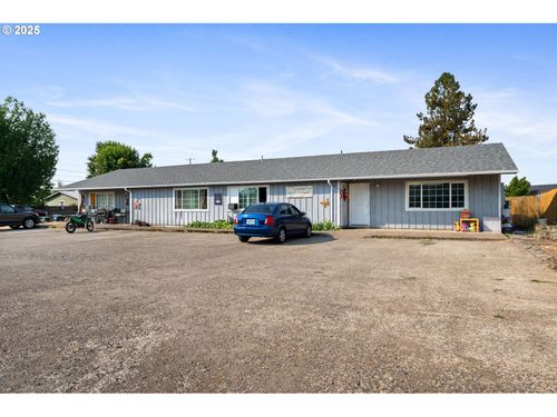 351 40th St, Springfield, OR, 97478-5771 | Card Image