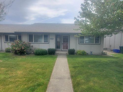 d-2419 W Grand Ronde Ave, Kennewick, WA, 99336-4998 | Card Image