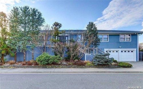 14 Kensington St, Lido Beach, NY, 11561-5104 | Card Image