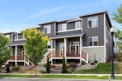 2411 Schley Boulevard, Townhouse with 3 bedrooms, 2 bathrooms and 2 parking in Bremerton WA | Image 2