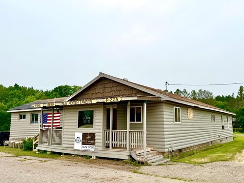 3796 Highway 53, International Falls, MN, 56649-8928 | Card Image