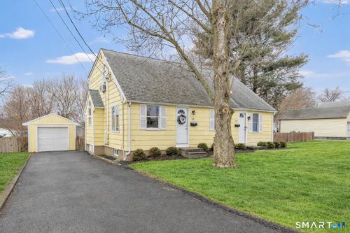 221 Meadows End Rd, Milford, CT, 06460-5639 | Card Image