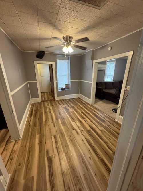 320 W Marshfield St, Hartville, MO, 65667-7117 | Card Image