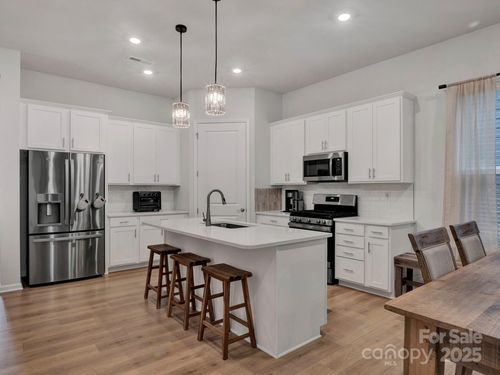 280 Portrait Way, Indian Trail, NC, 28079-0526 | Card Image