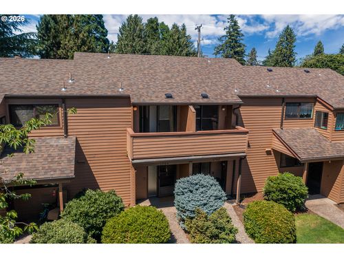 1704 Minda Dr, Eugene, OR, 97401-1933 | Card Image