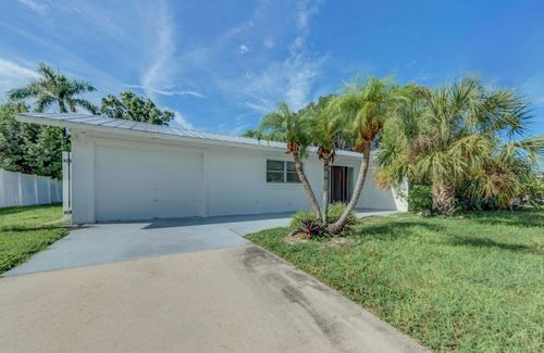 2138 Pine Ter, SARASOTA, FL, 34231-4430 | Card Image