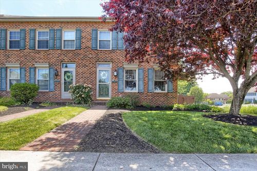 1500 Tussey Ct, Mechanicsburg, PA, 17050-7695 | Card Image