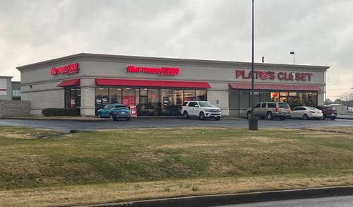 b-2909 James Sanders Boulevard, Paducah, KY, 42001 | Card Image