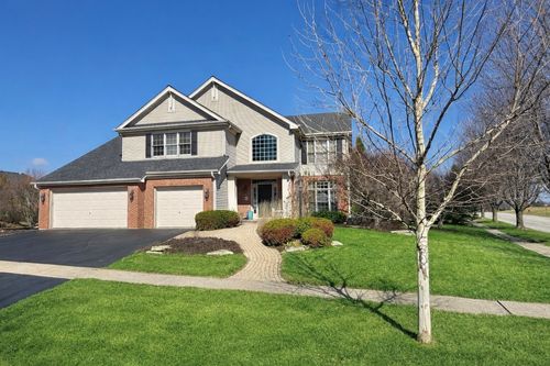 0N160 Yates Pl, Geneva, IL, 60134 | Card Image
