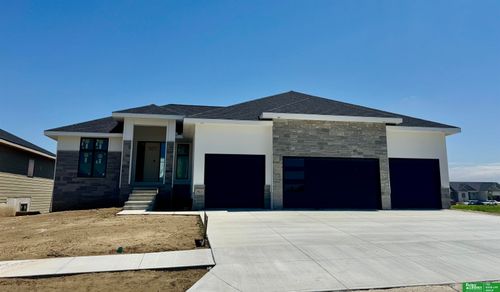 5807 N 197th St, Elkhorn, NE, 68022-6587 | Card Image