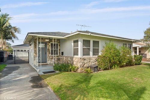 9113 Garnish Dr, Downey, CA, 90240-3038 | Card Image