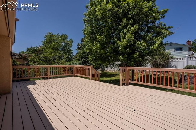 5888 Eldora Dr, House other with 3 bedrooms, 2 bathrooms and 2 parking in Colorado Springs CO | Image 15