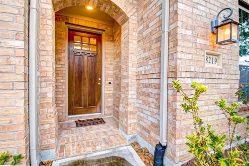 8219 Peppervine Ct, Conroe, TX, 77385-1101 | Card Image
