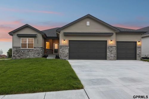 6307 S 208th Ave, Elkhorn, NE, 68022-3455 | Card Image