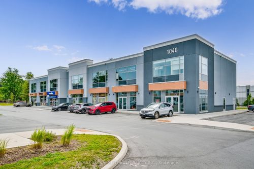 207-1040 Garner Rd E, Ancaster, ON, L9G3K9 | Card Image