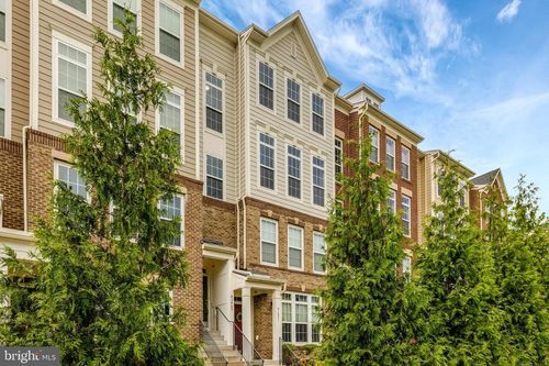 43469 Town Gate Sq, CHANTILLY, VA, 20152-1809 | Card Image