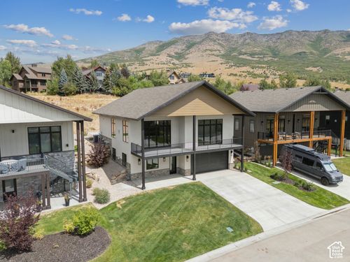 137-5985 E Big Horn Pkwy, Eden, UT, 84310-9113 | Card Image