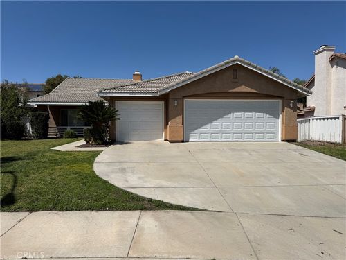 15128 Versailles St, Lake Elsinore, CA, 92530-7330 | Card Image
