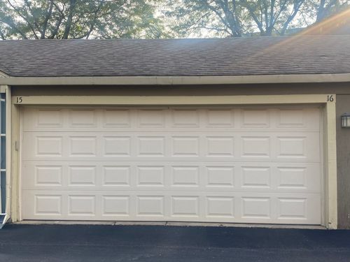 g15-16-122 Glengarry Dr, Bloomingdale, IL, 60108-2609 | Card Image