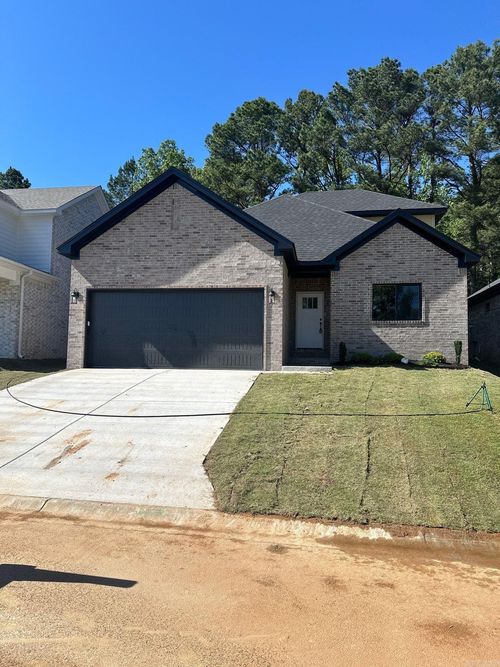 1124 Grand Teton Dr, Benton, AR, 72019-5015 | Card Image