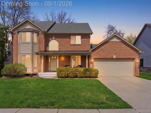 2550 Brilliance, Rochester Hills, MI, 48309-4084 | Card Image