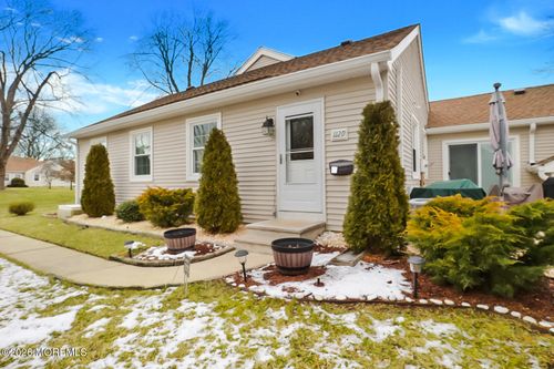 d-112 Pilatus Platz, Freehold, NJ, 07728-5465 | Card Image