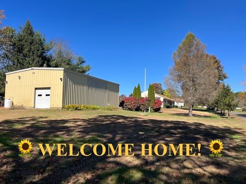 401 Main Rd, Granville, MA, 01034-9480 | Card Image