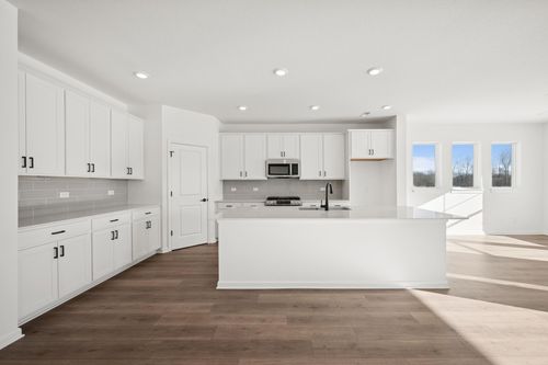 10586 Harbor Ln N, Maple Grove, MN, 55369-7419 | Card Image