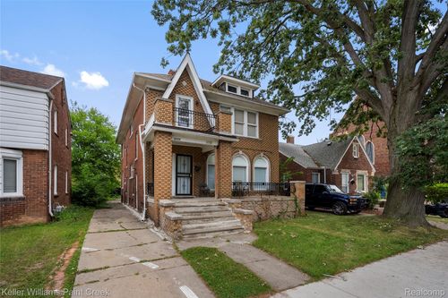 5752 Chatsworth St, Detroit, MI, 48224-3213 | Card Image