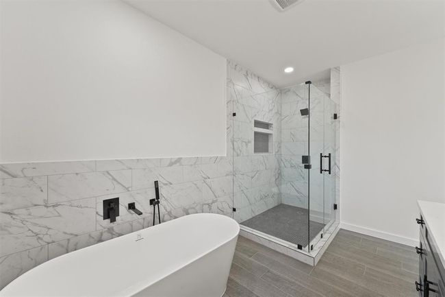 252 Davis Bend Rd, House other with 5 bedrooms, 3 bathrooms and 2 parking in Alvin TX | Image 19