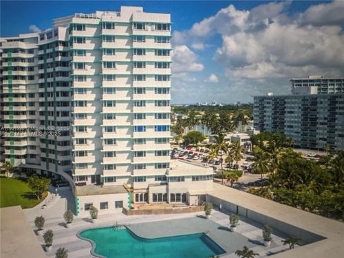 apt-11b-5255 Collins Ave, Miami Beach, FL, 33140-2583 | Card Image