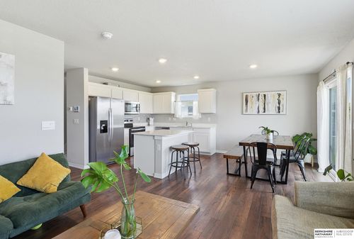 10823 S 177th St, Omaha, NE, 68136-1920 | Card Image