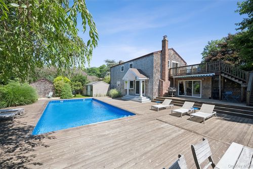 13 Buttercup Ln, Westhampton, NY, 11977-1406 | Card Image