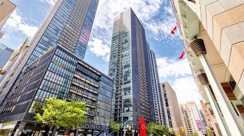 3404-110 Charles St E, Toronto, ON, M4Y1T5 | Card Image