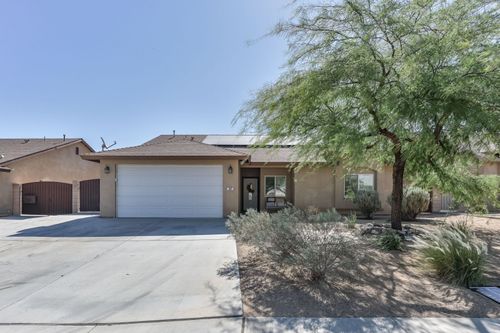 320 S Inyo St, Ridgecrest, CA, 93555-8605 | Card Image