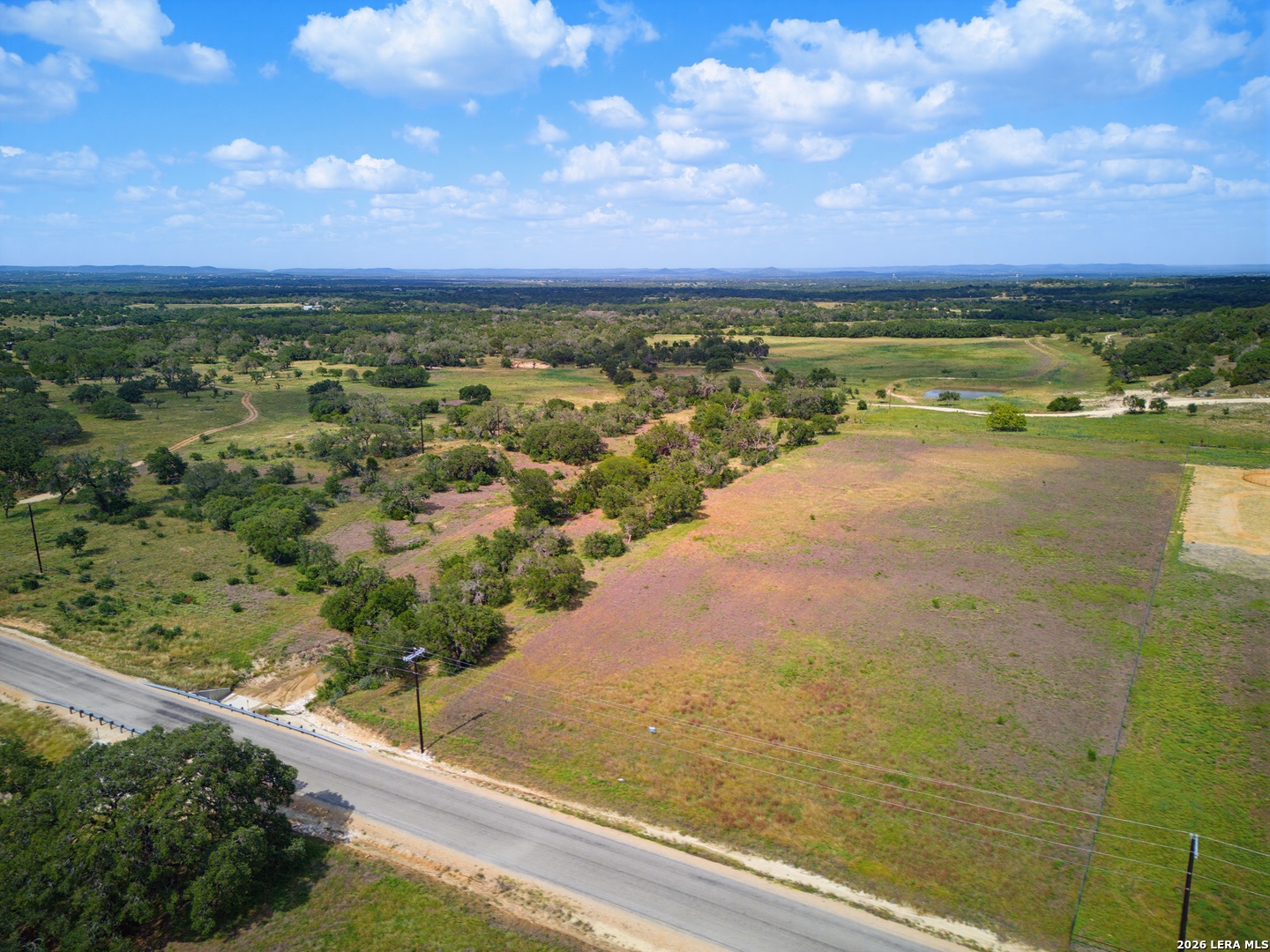 Land in Bandera 3